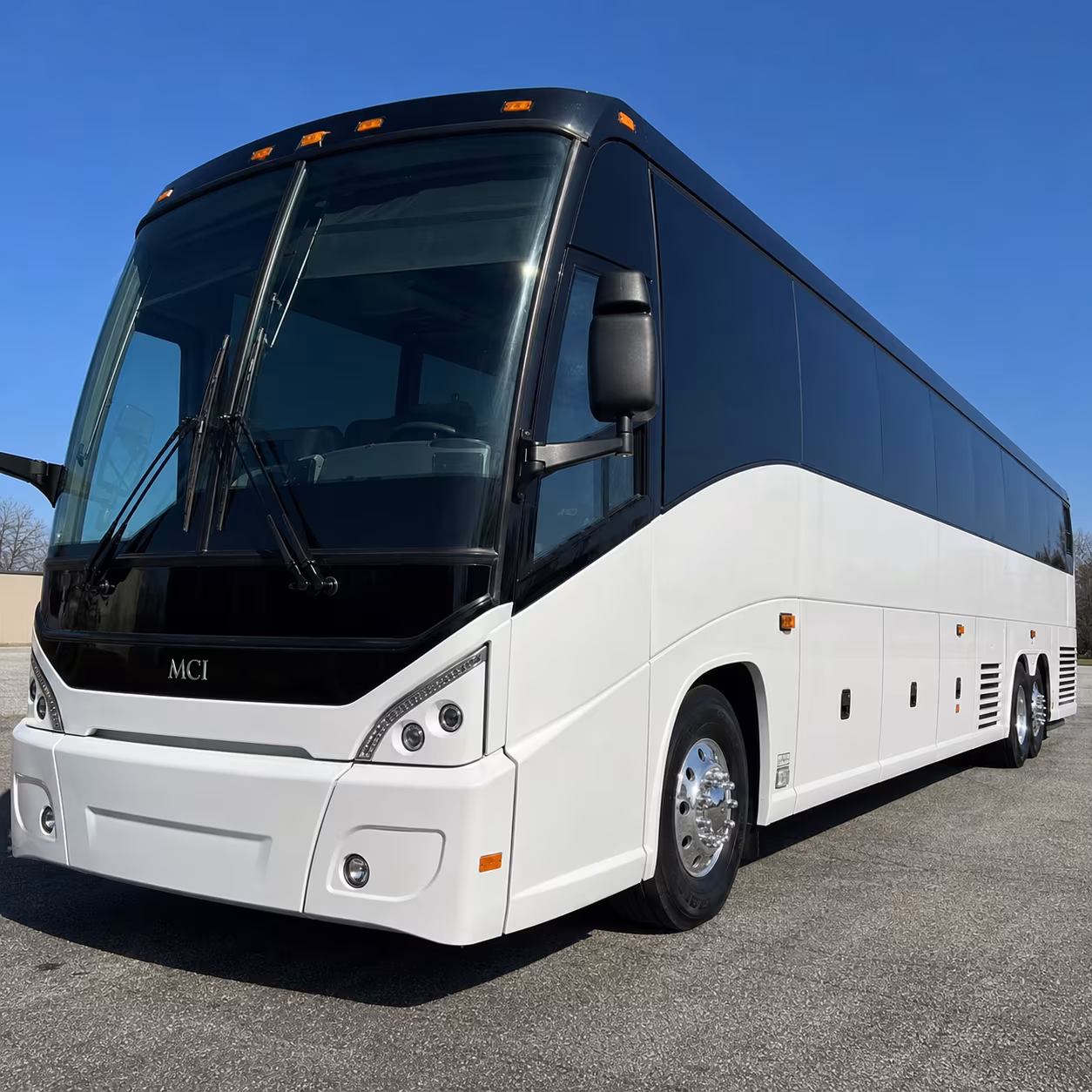 shuttle buses between alhambra offices and metro a line stations